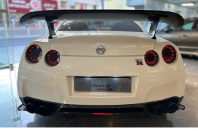 Nissan - GTR